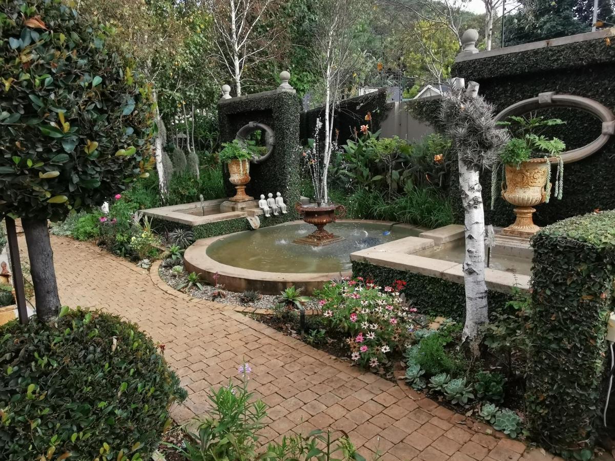 At 98 On Lynburn Guest House Pretoria Exterior foto