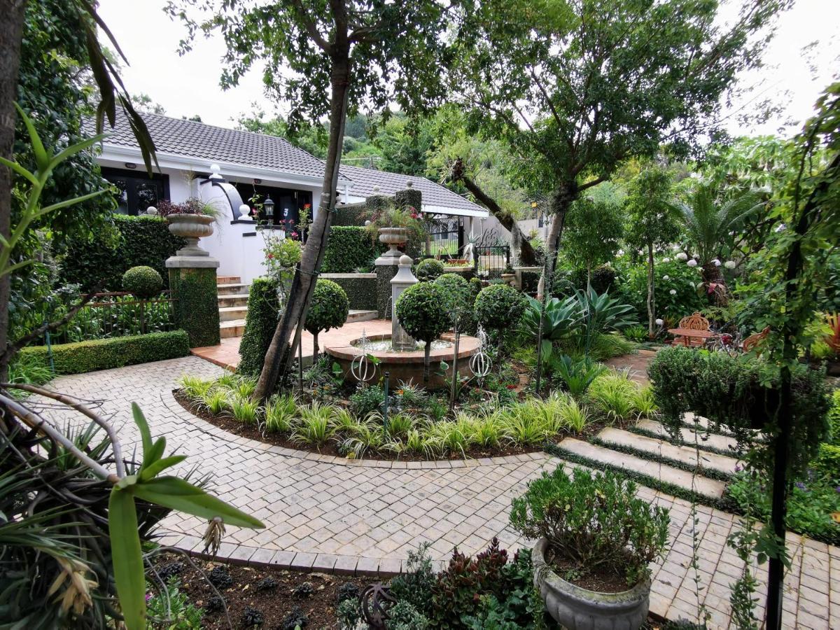 At 98 On Lynburn Guest House Pretoria Exterior foto