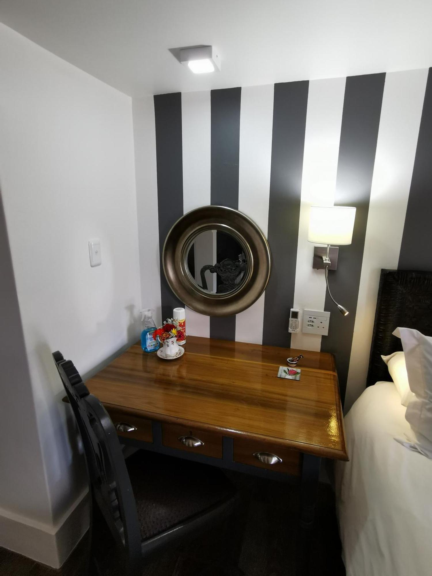At 98 On Lynburn Guest House Pretoria Quarto foto